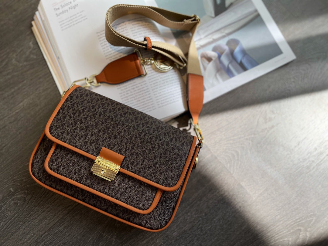 MK-BAG759