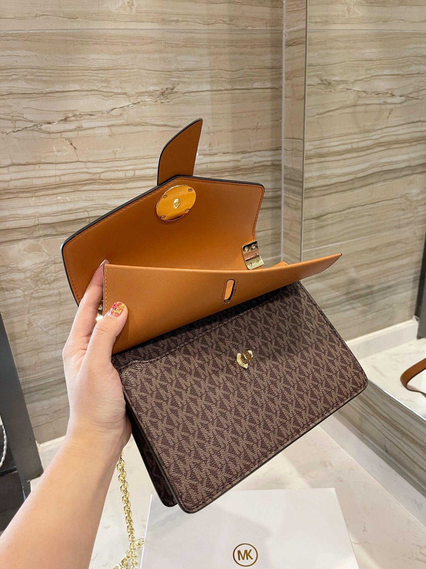 MK-BAG757