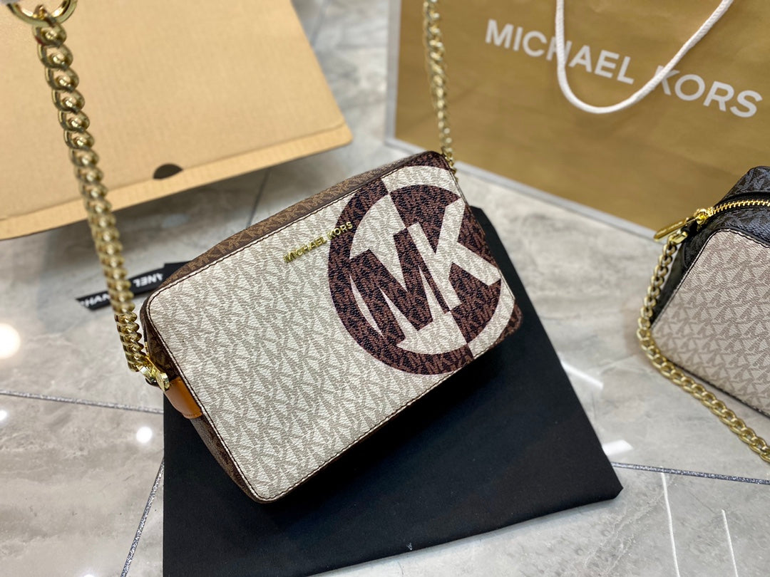MK-BAG749