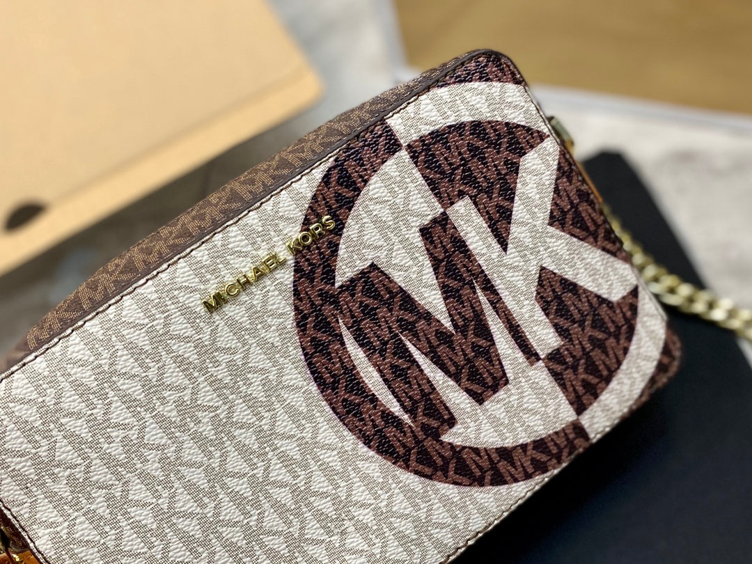 MK-BAG749