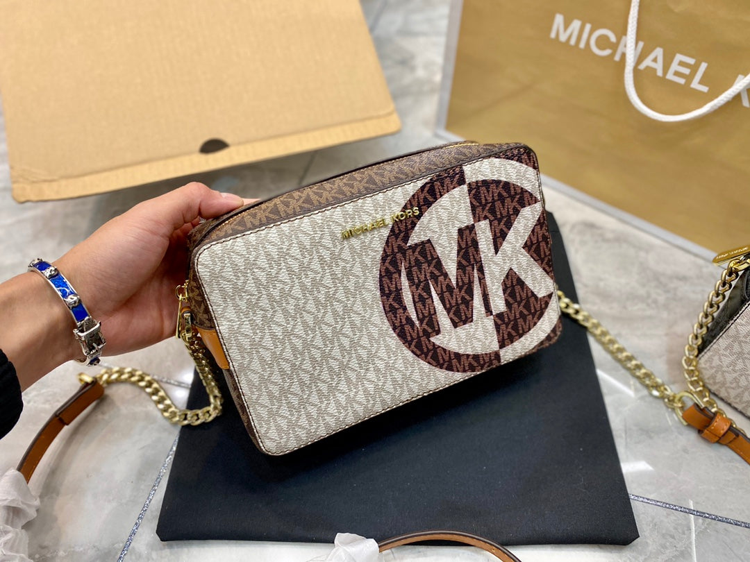 MK-BAG749