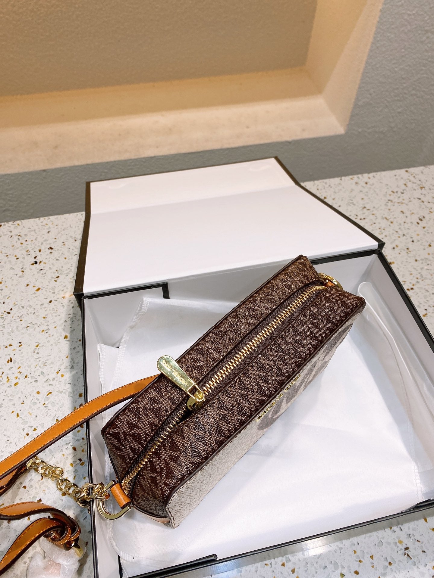 MK-BAG748