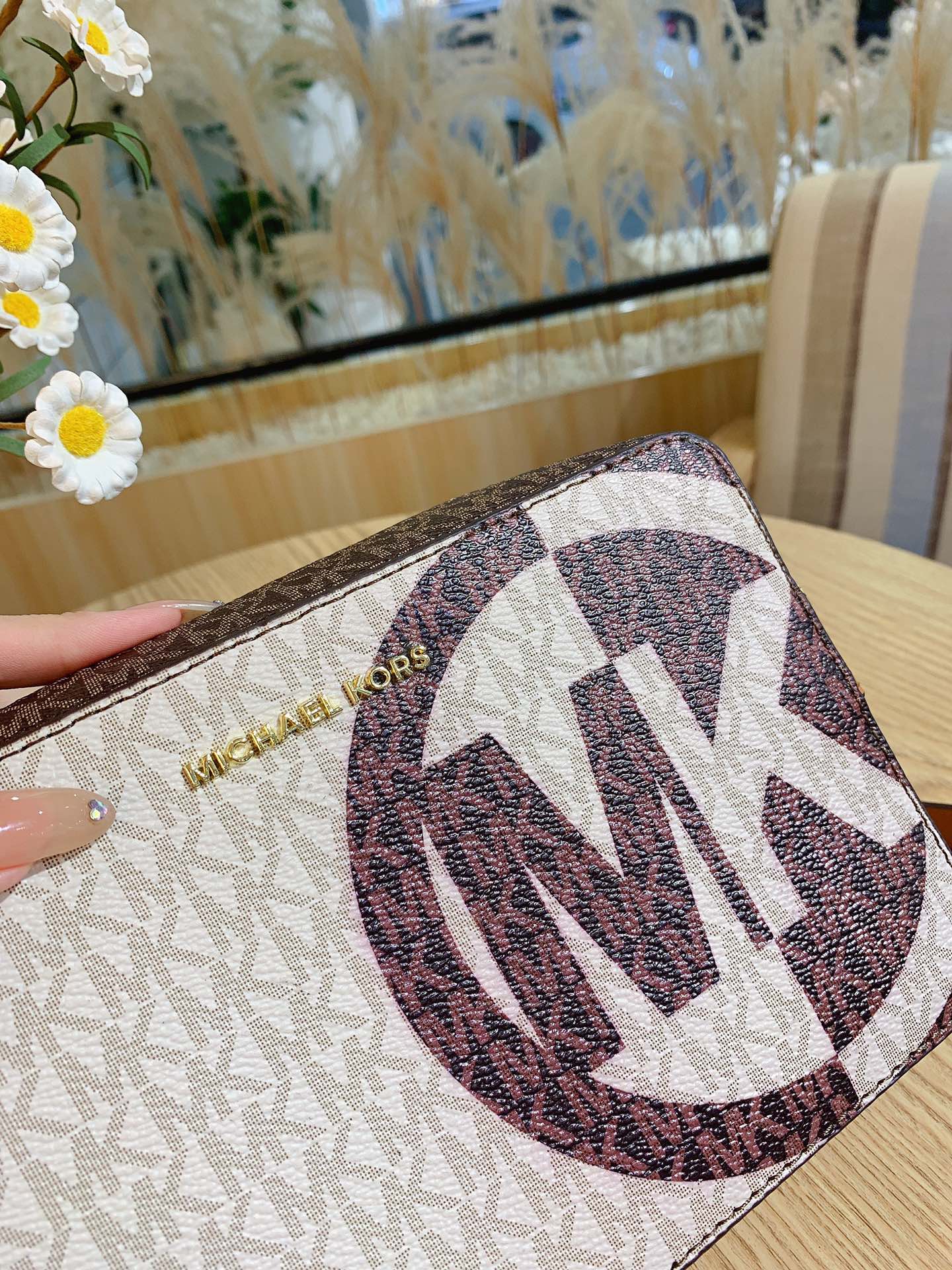 MK-BAG745