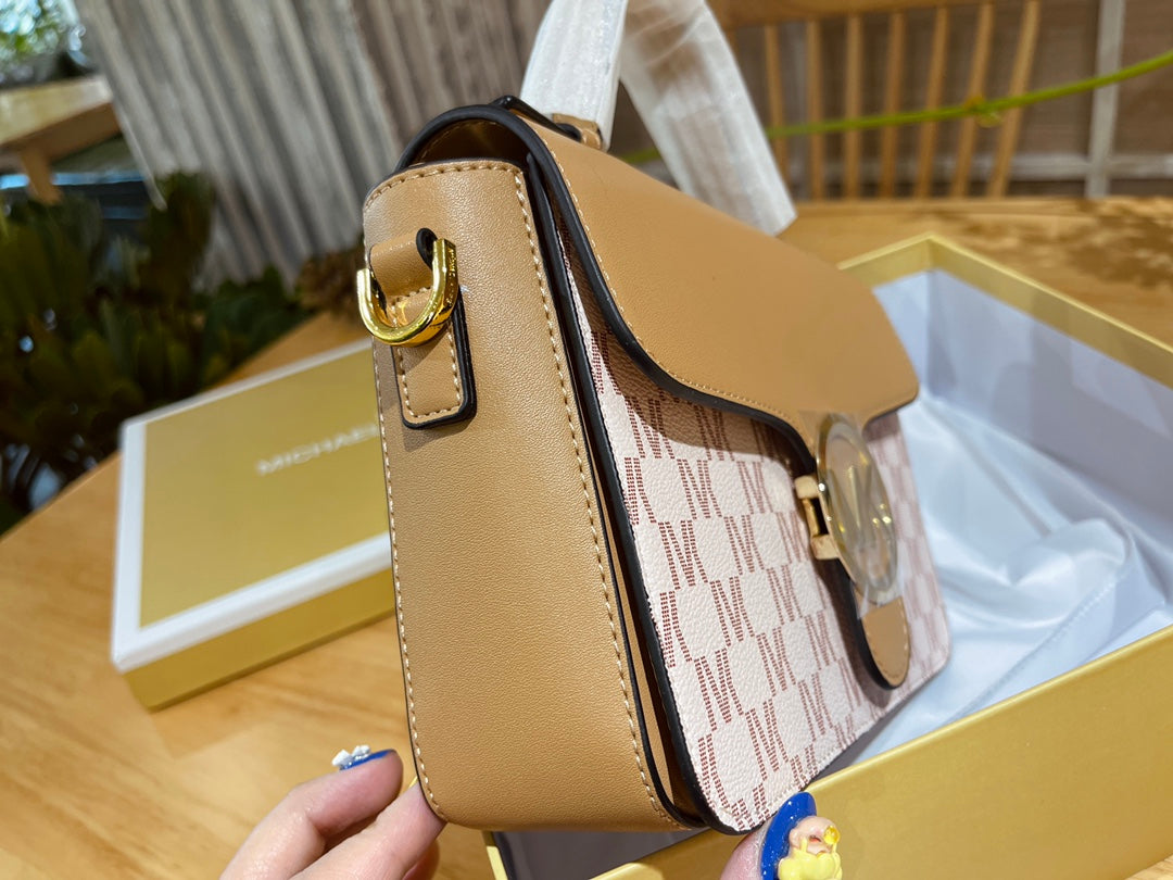 MK-BAG742