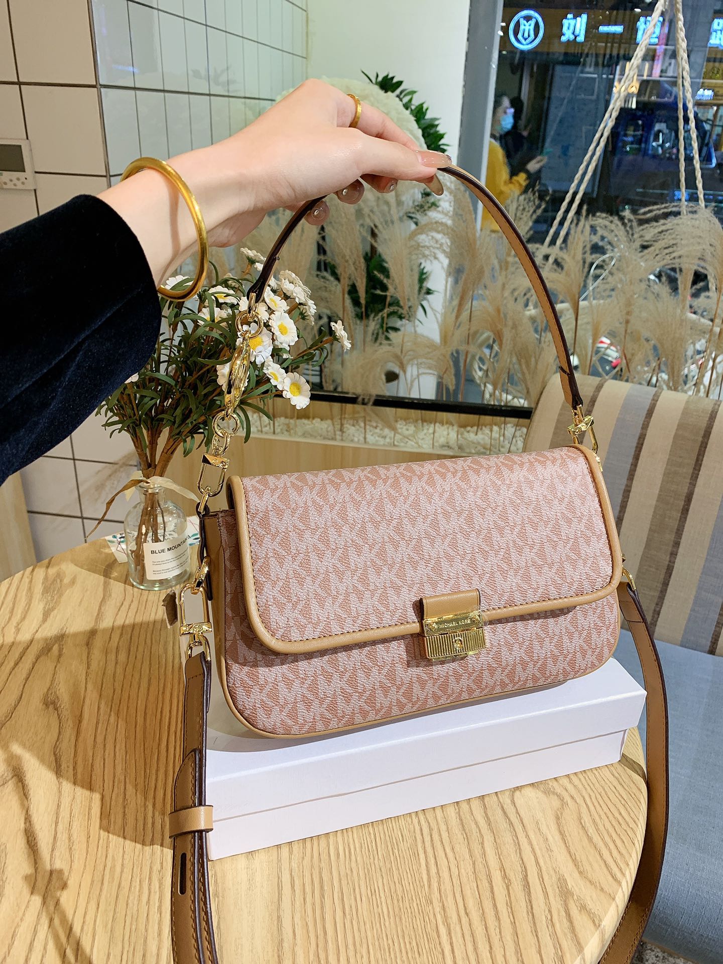 MK-BAG726