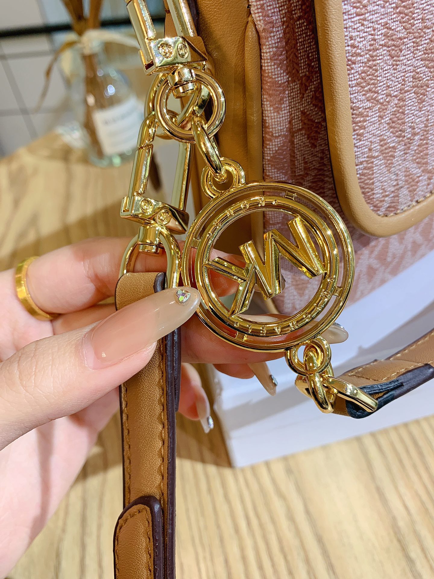 MK-BAG725
