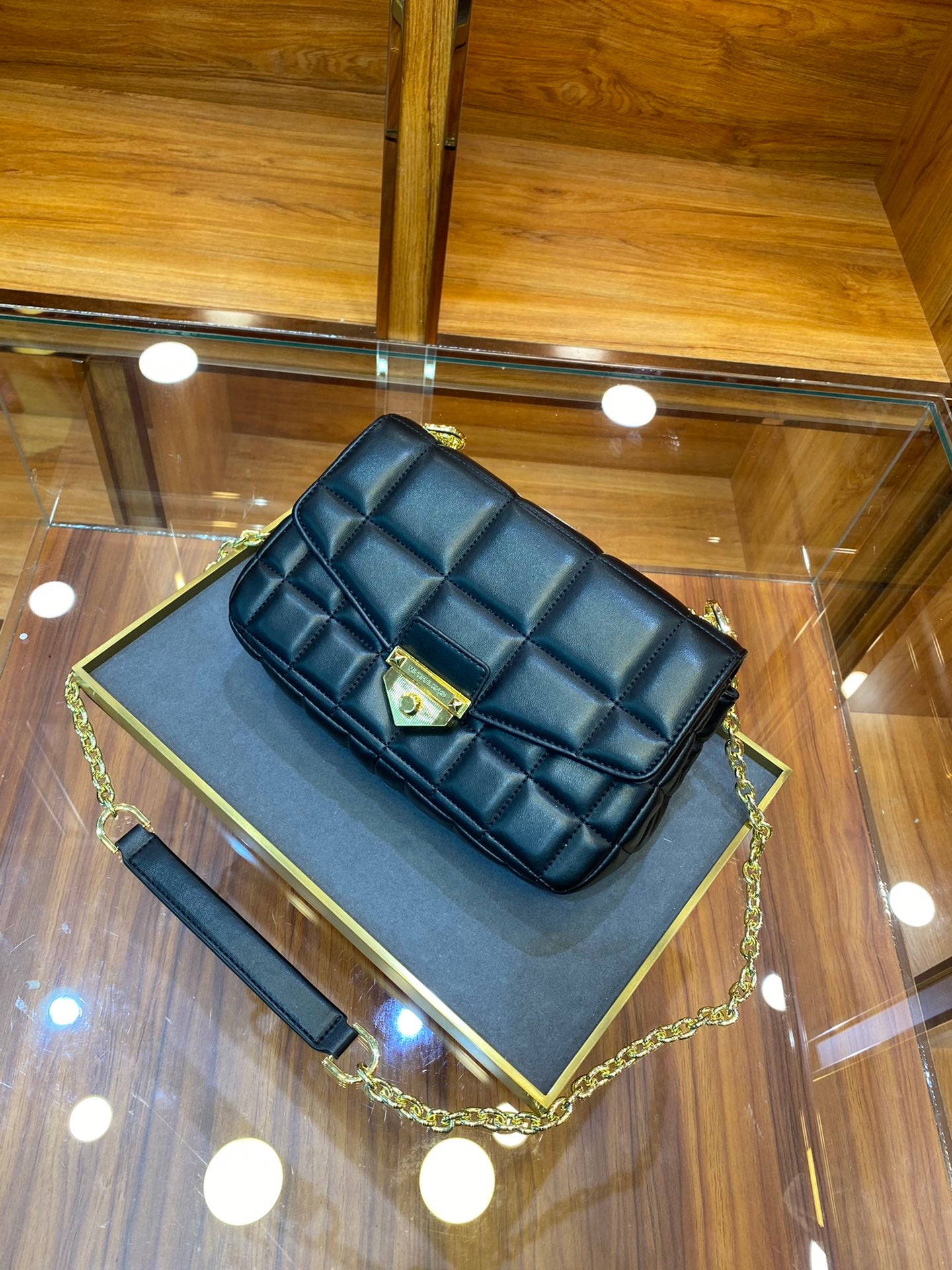 MK-BAG718