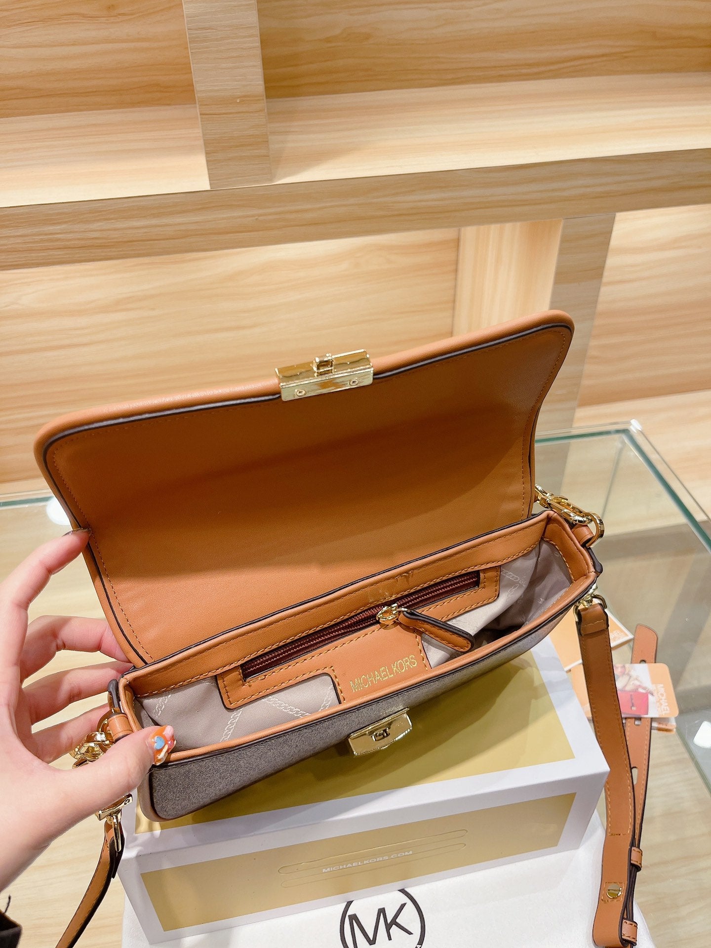 MK-BAG714