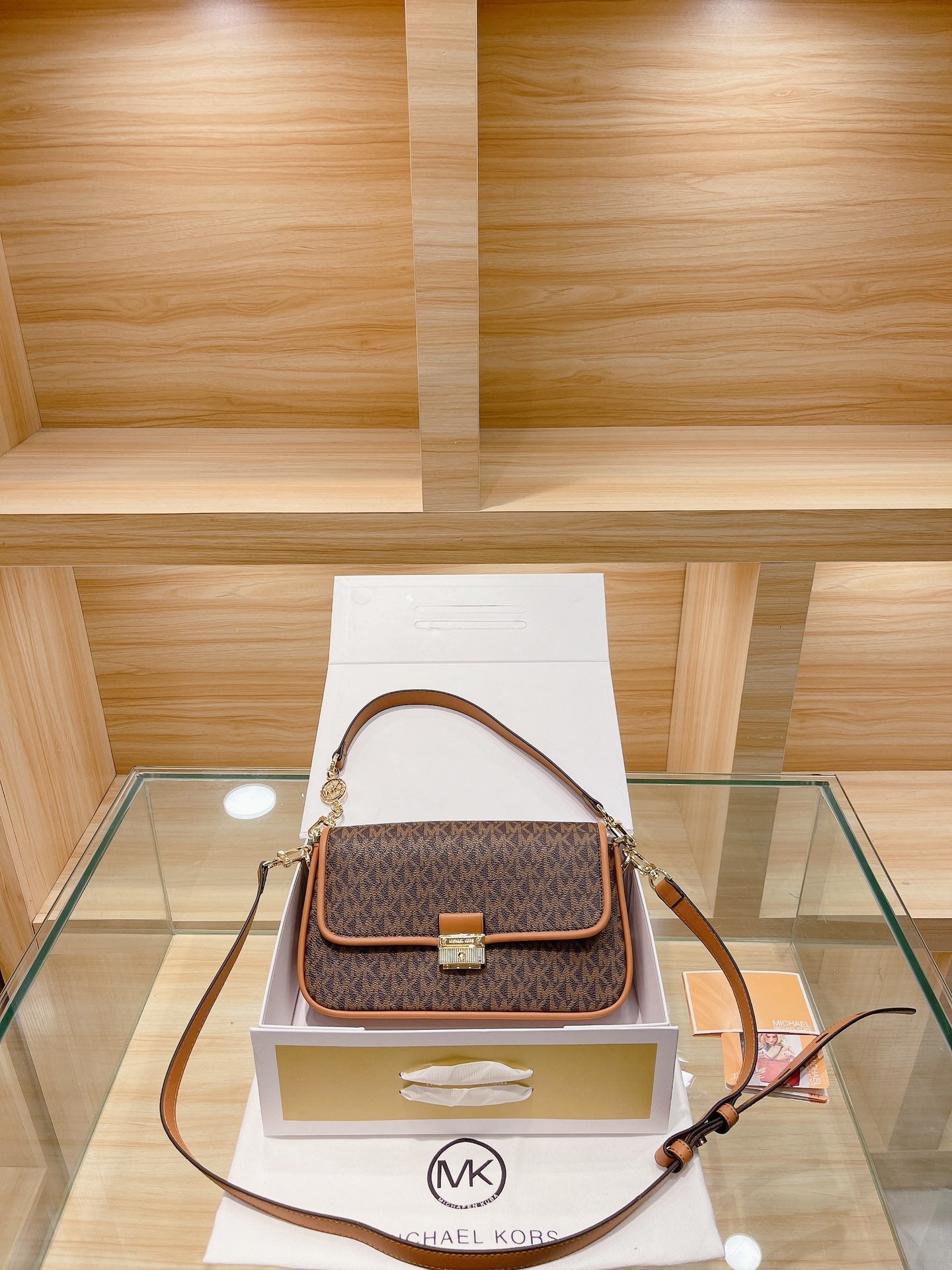 MK-BAG714