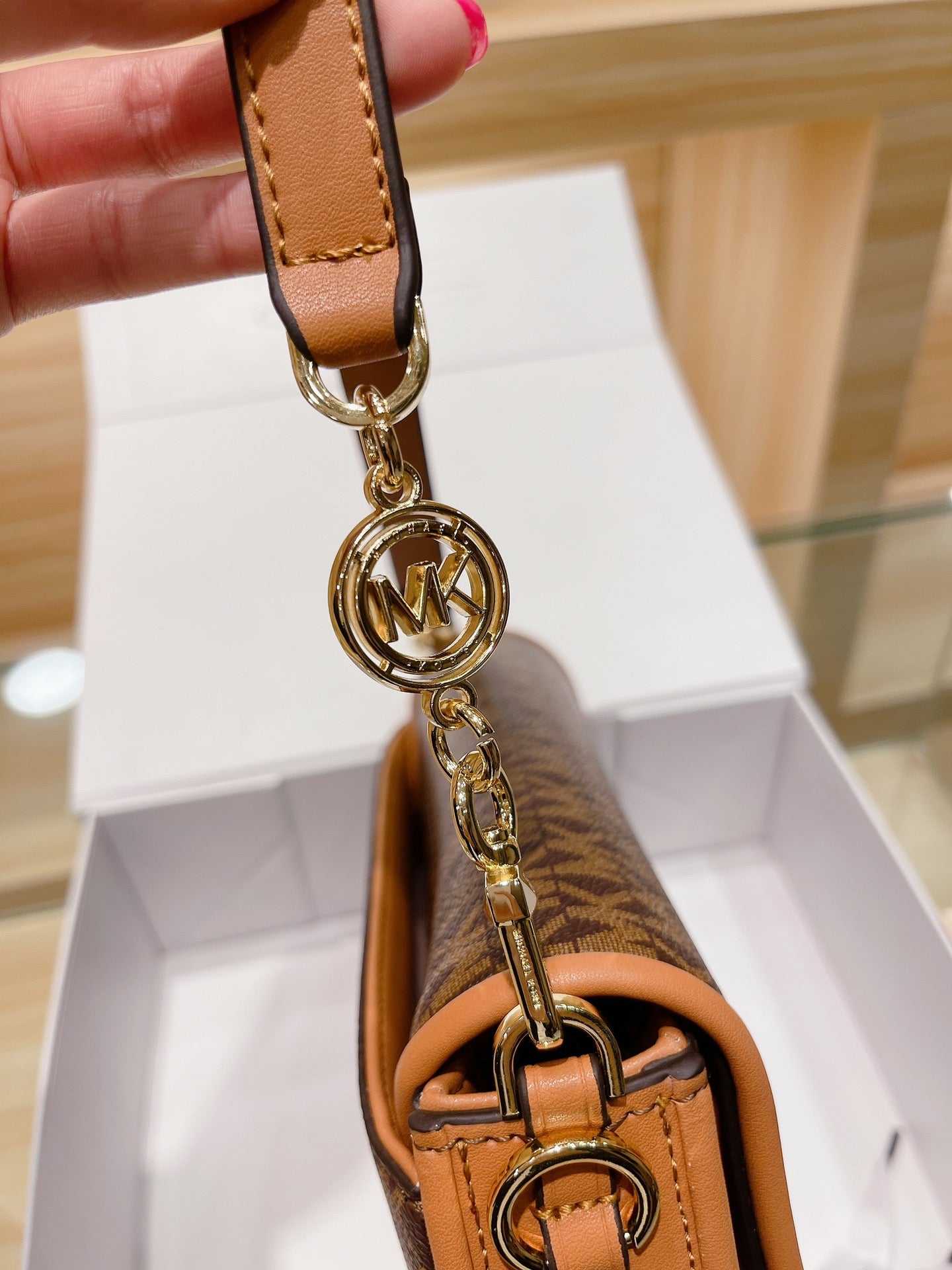 MK-BAG714
