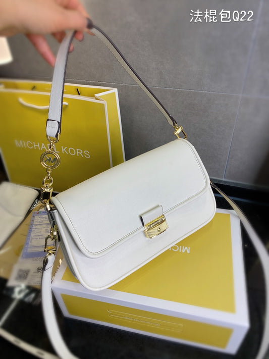 MK-BAG712