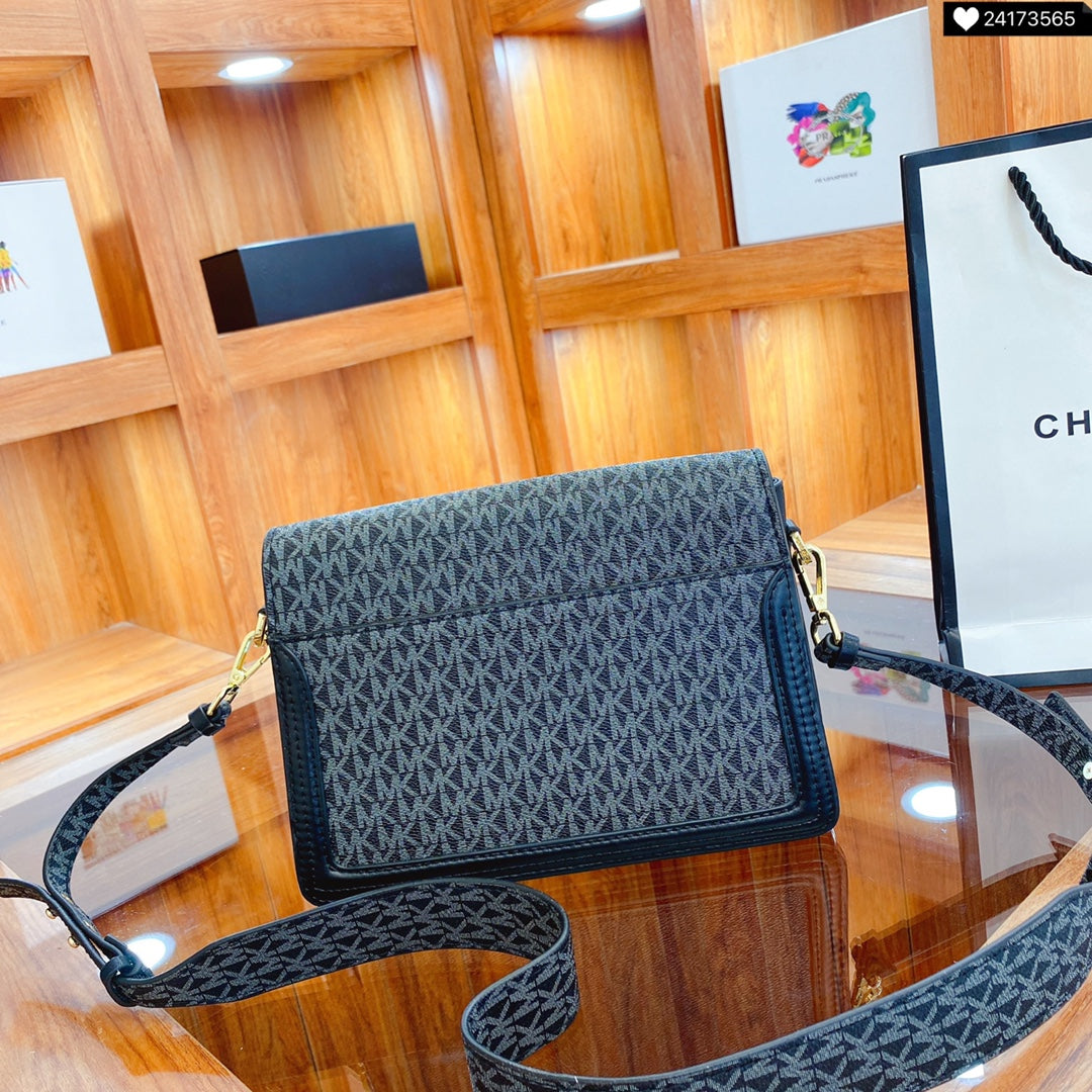 MK-BAG706