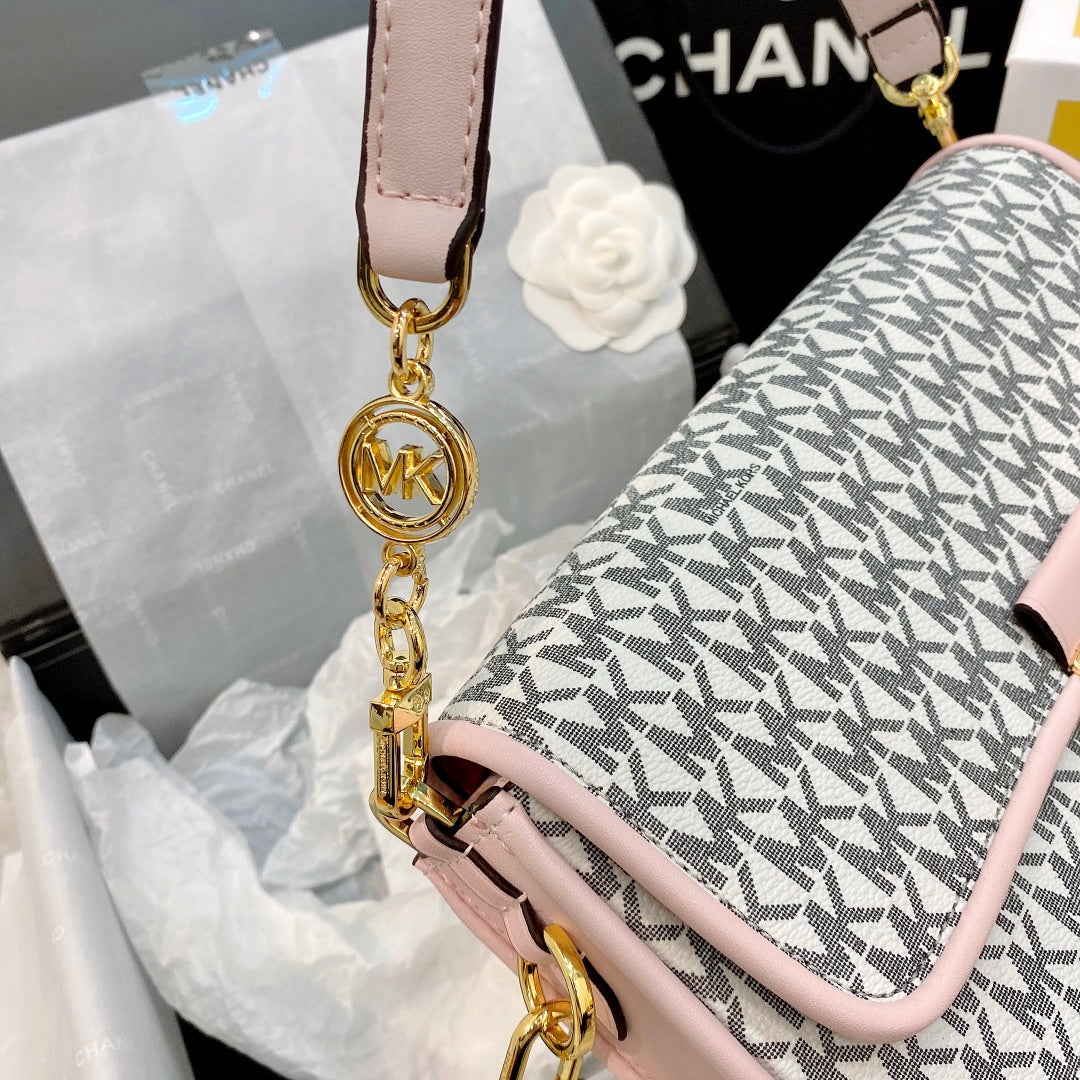 MK-BAG709