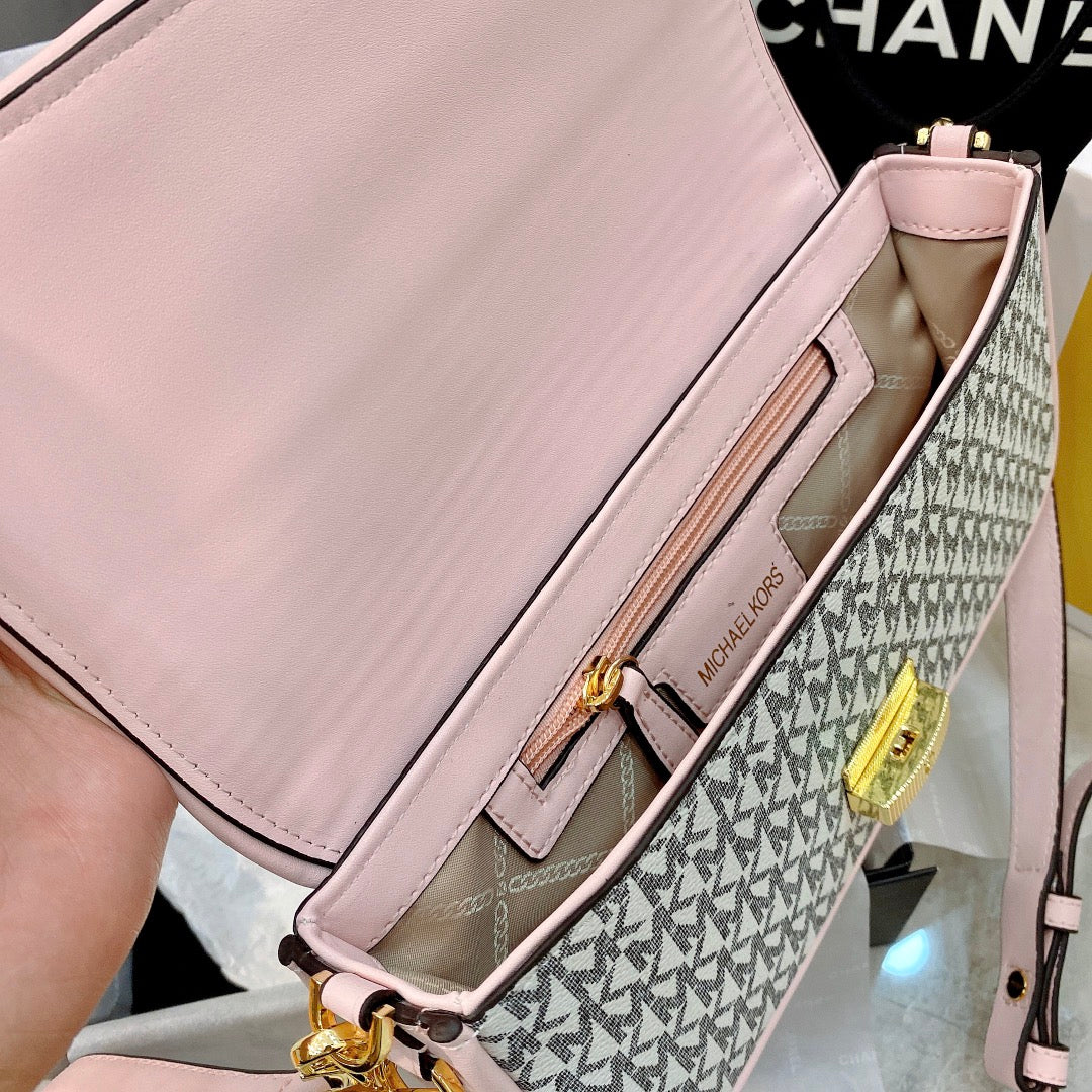 MK-BAG709