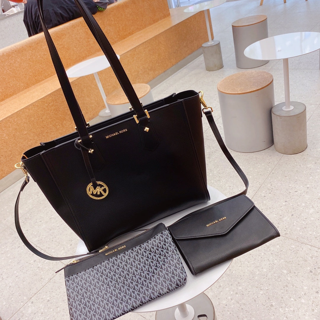 MK-BAG694