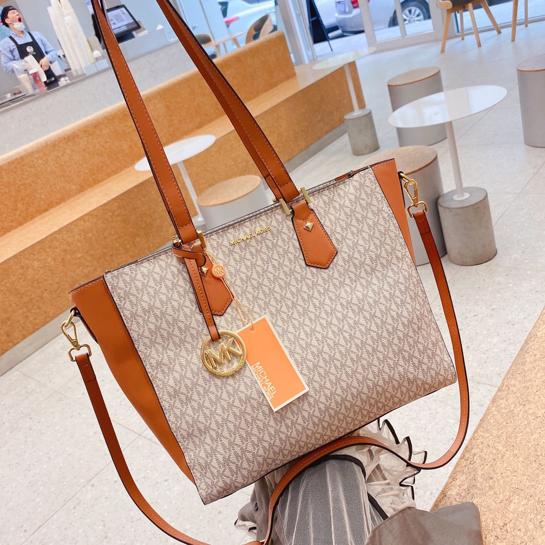 MK-BAG693