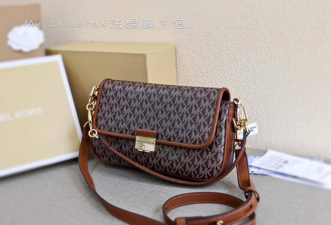 MK-BAG689