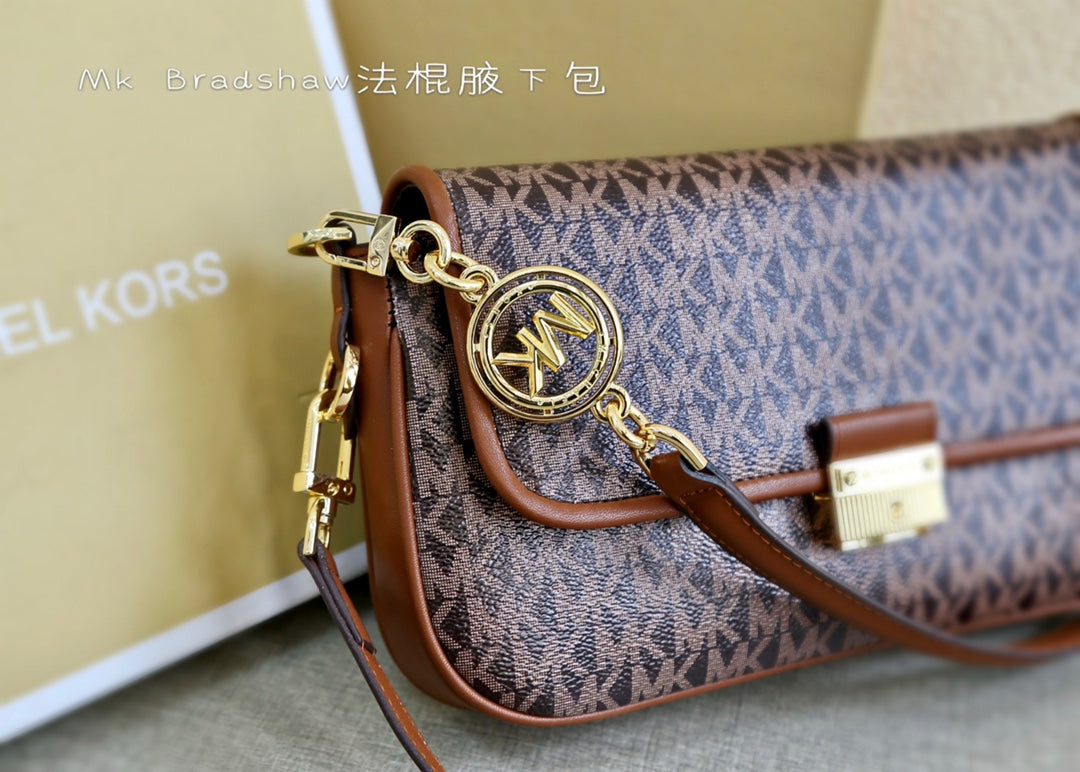 MK-BAG689