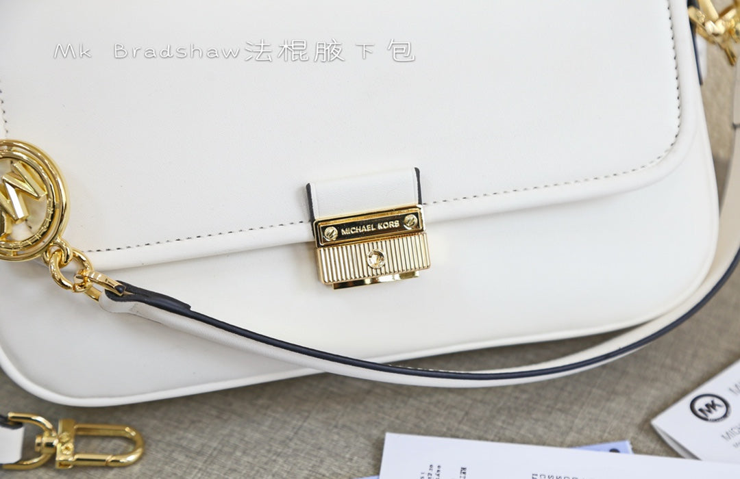 MK-BAG687