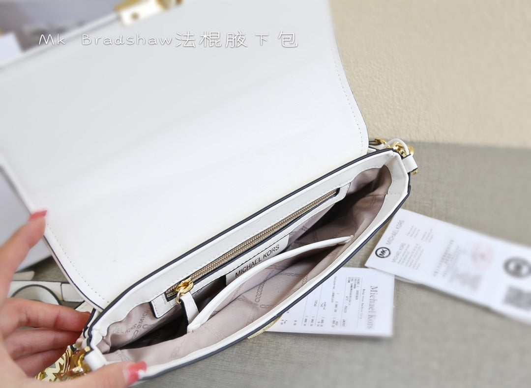 MK-BAG687