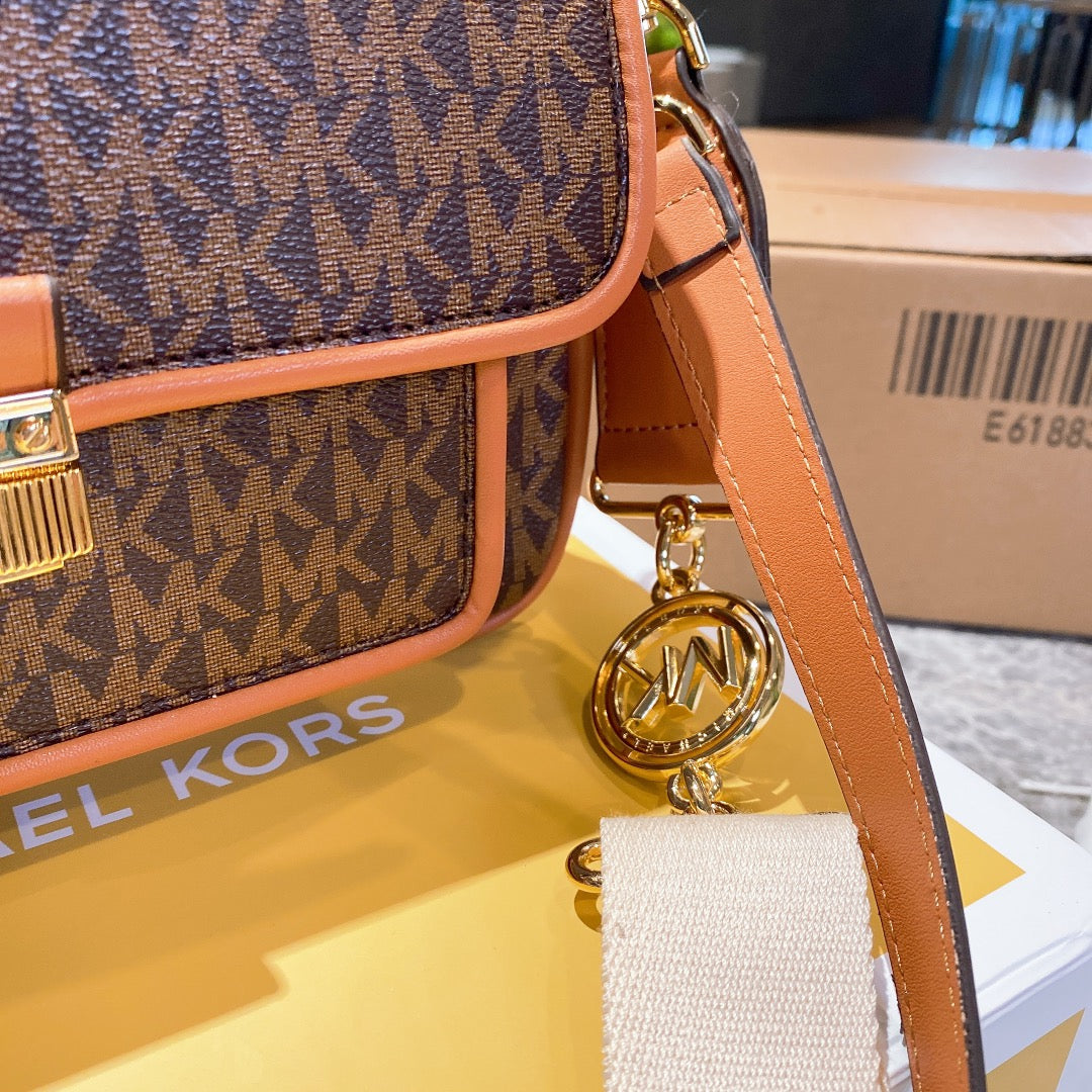 MK-BAG691