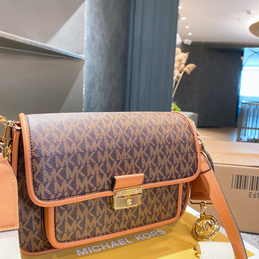 MK-BAG691