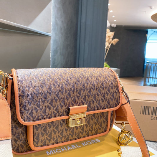 MK-BAG691