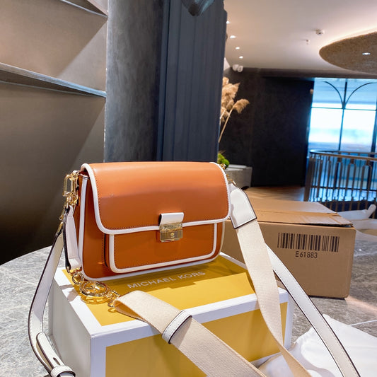 MK-BAG690