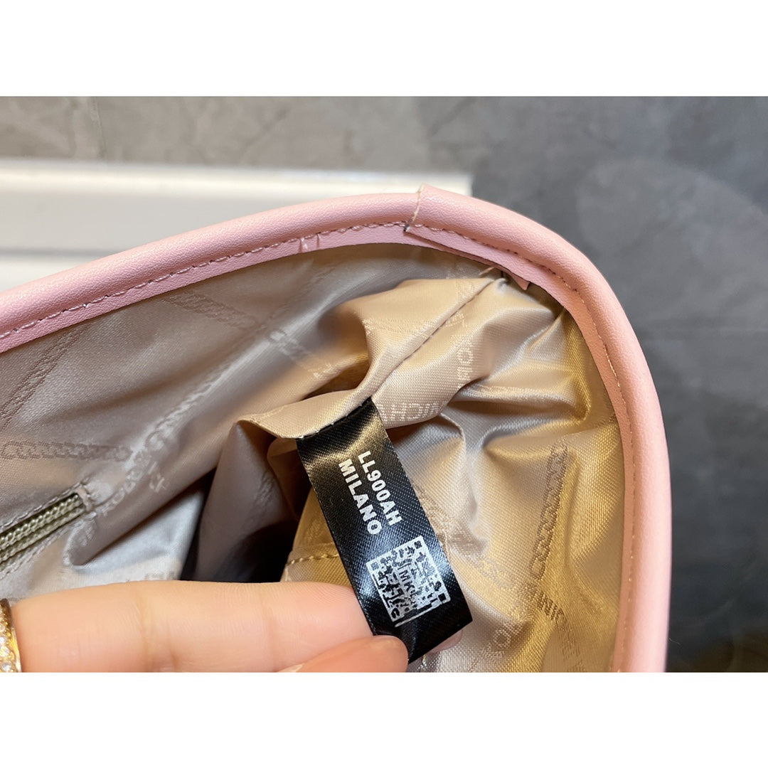MK-BAG684