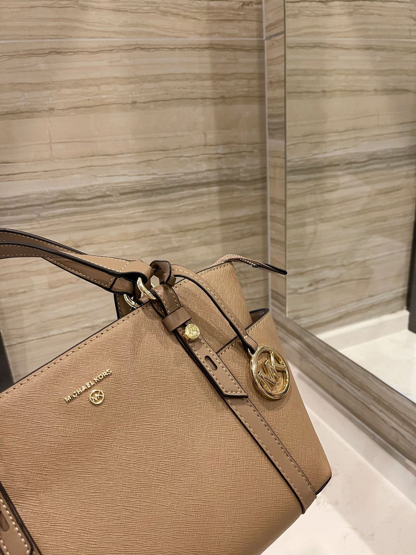 MK-BAG683