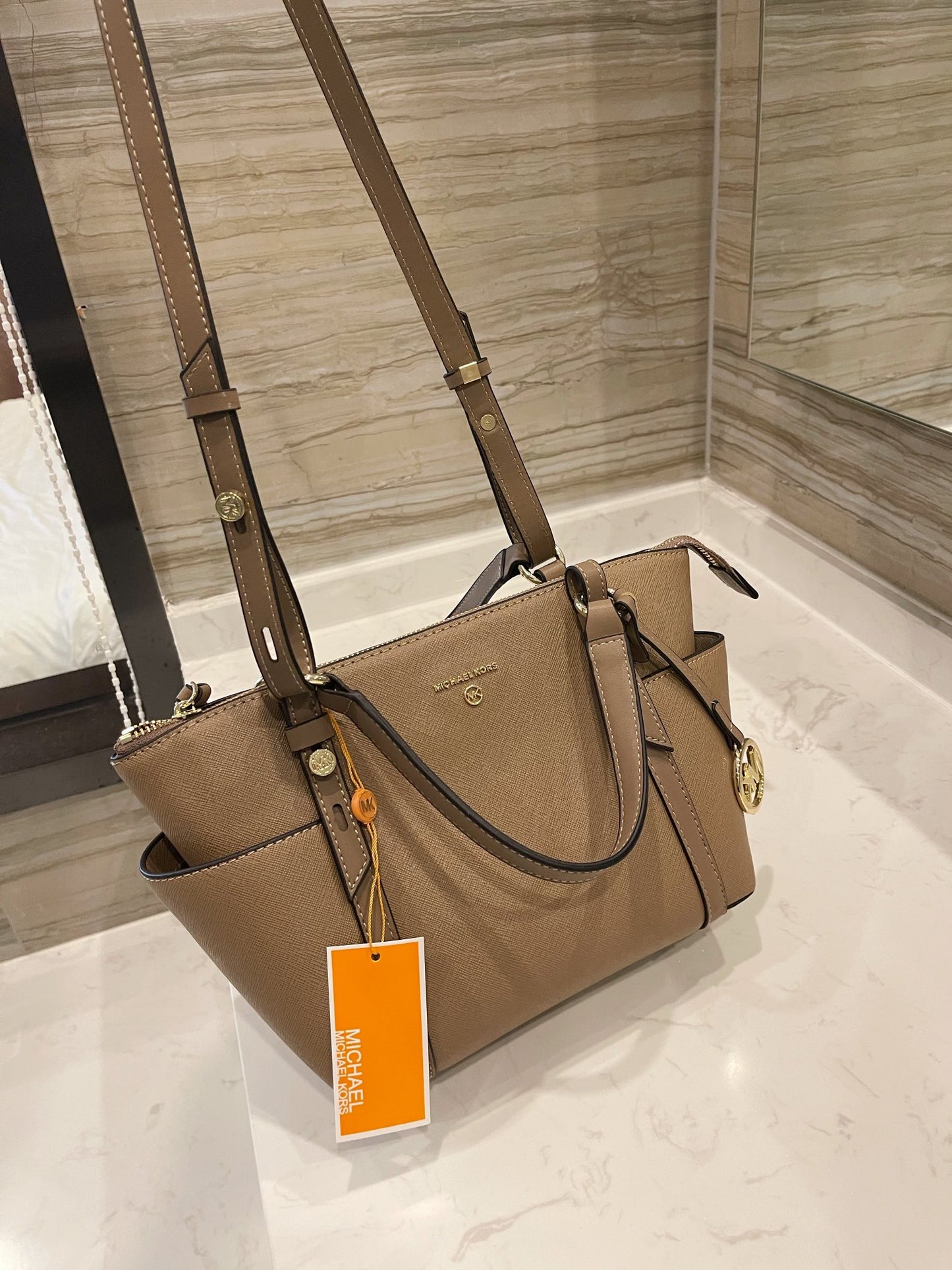 MK-BAG683