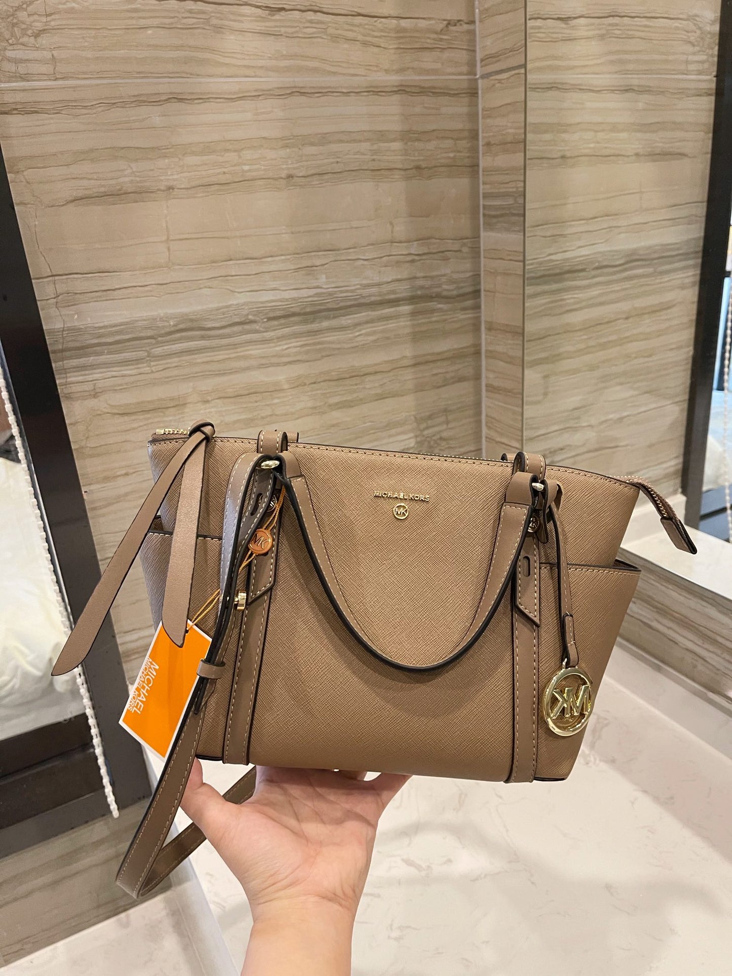 MK-BAG683