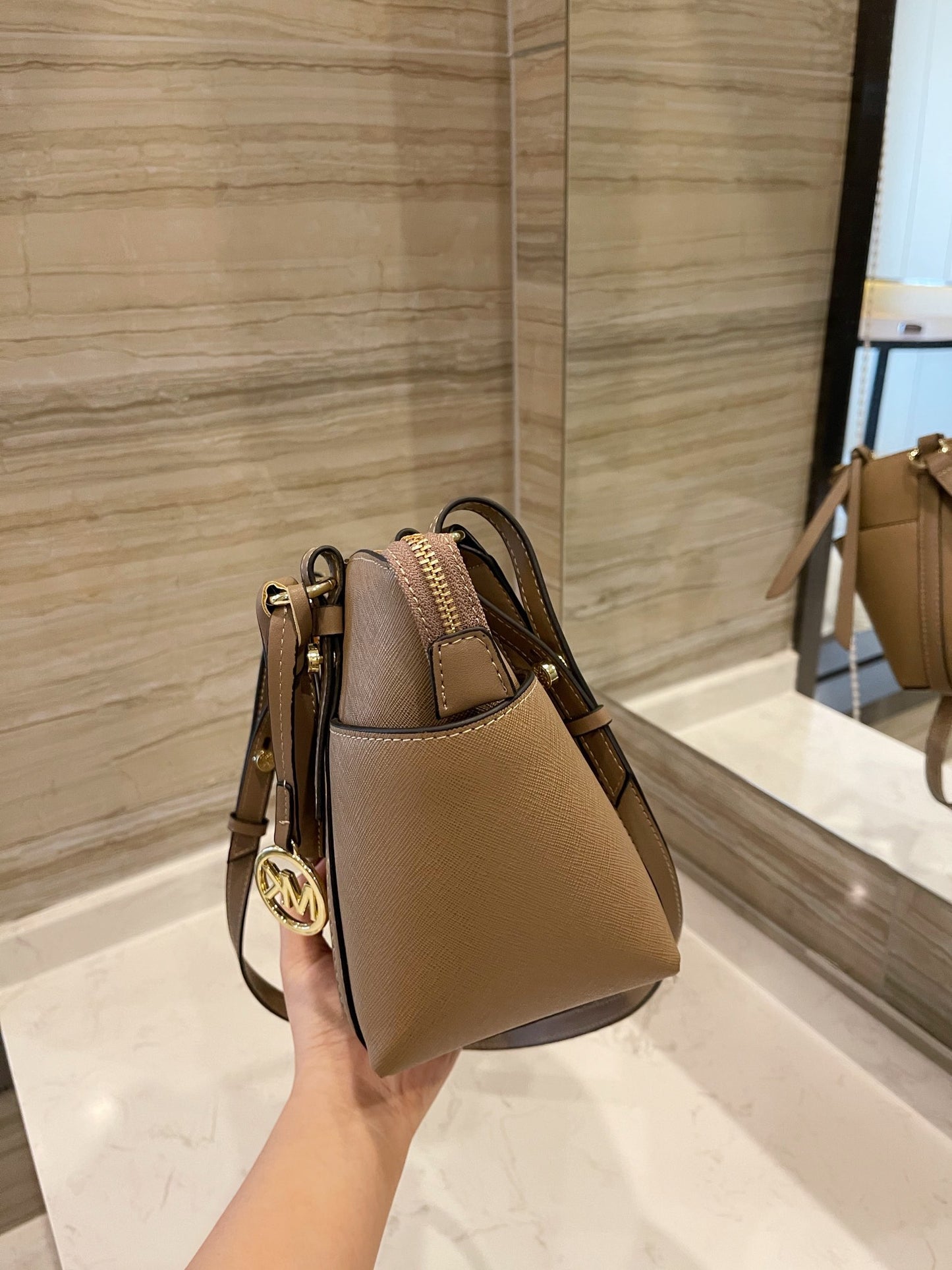 MK-BAG683