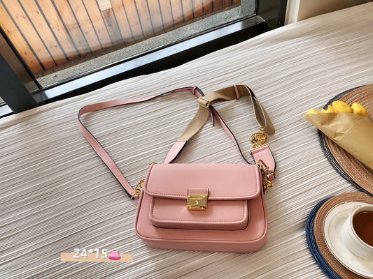 MK-BAG679