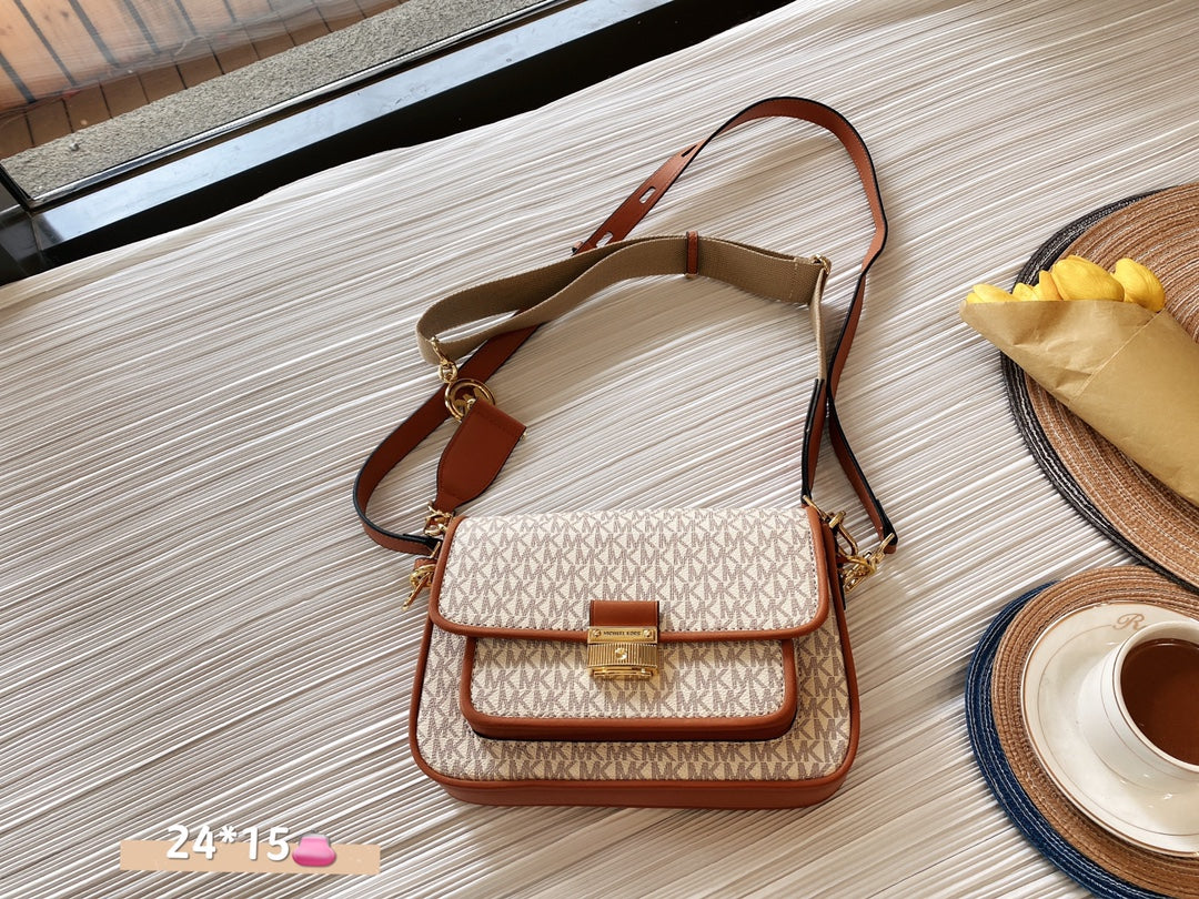 MK-BAG679