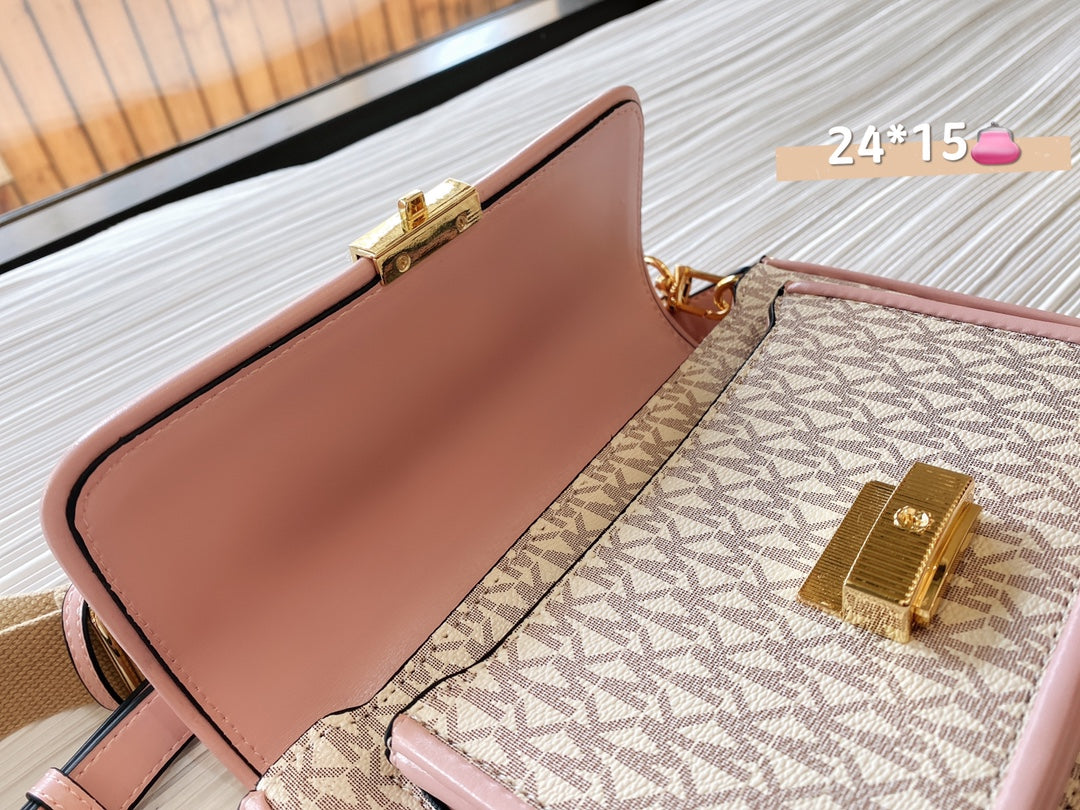 MK-BAG676