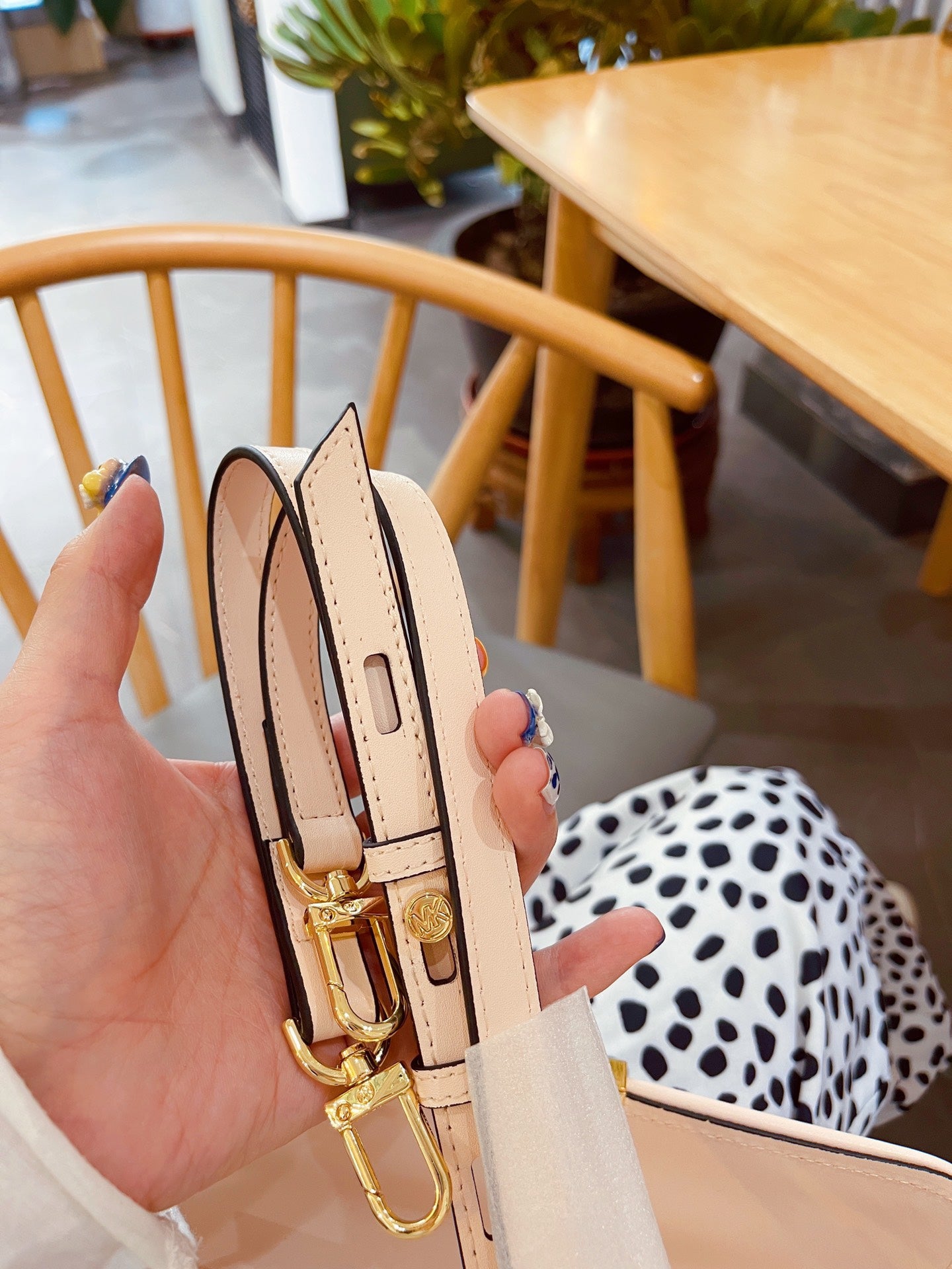 MK-BAG675