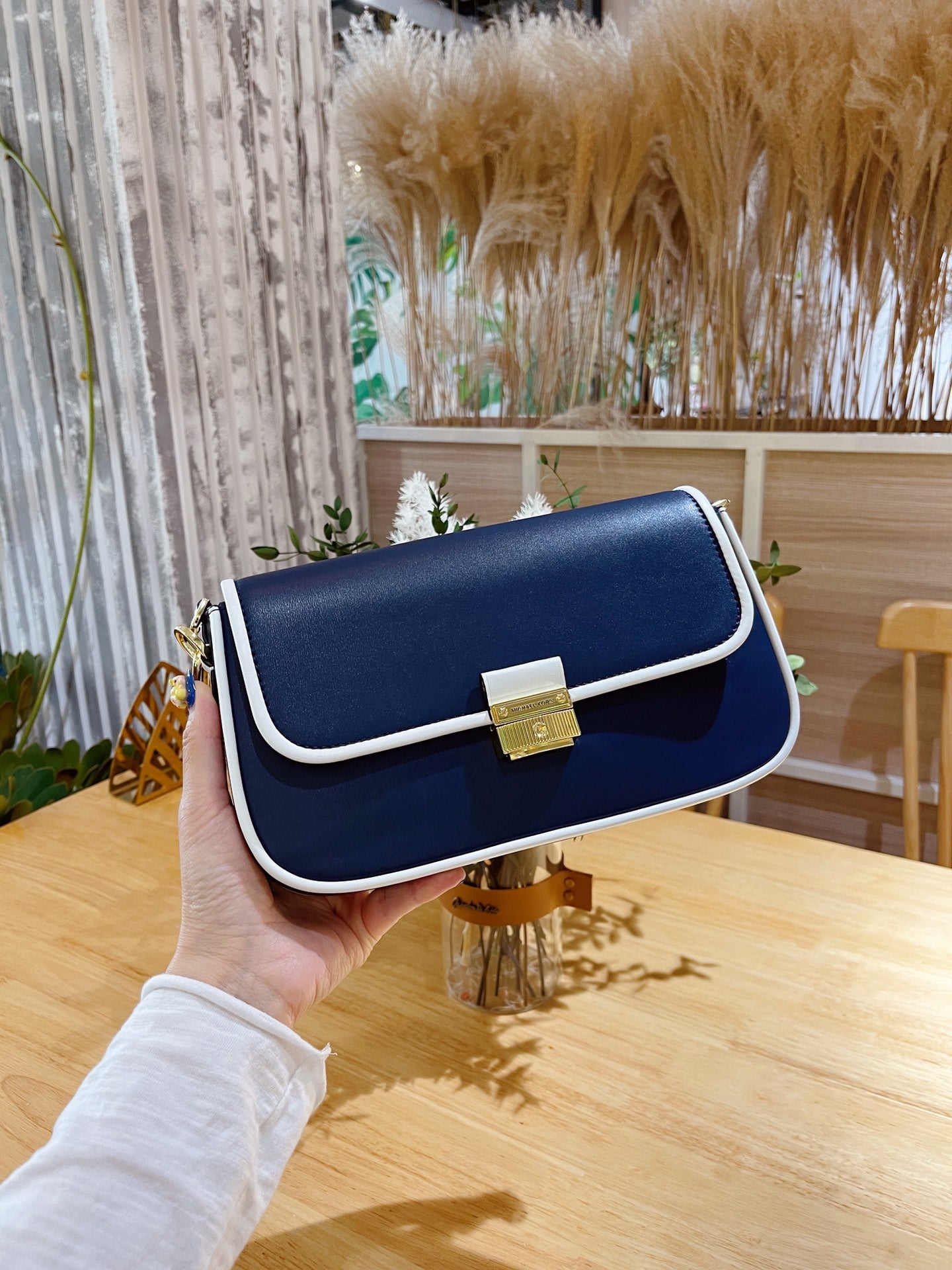 MK-BAG678