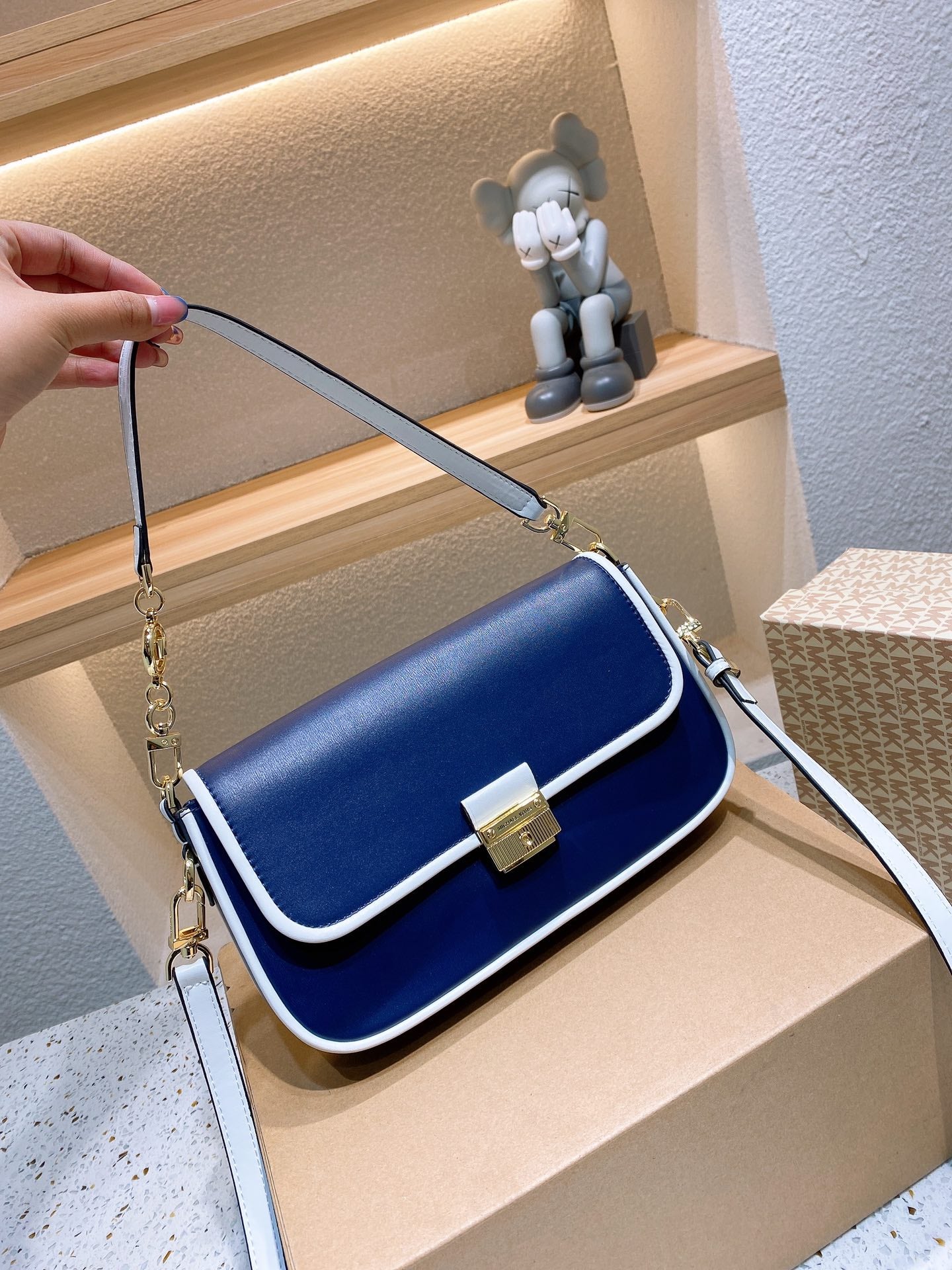 MK-BAG669