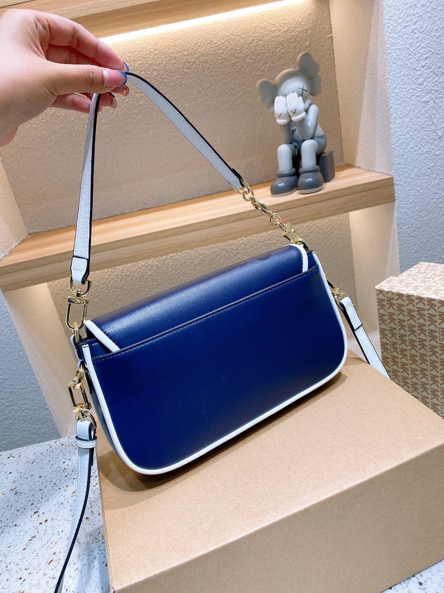MK-BAG669