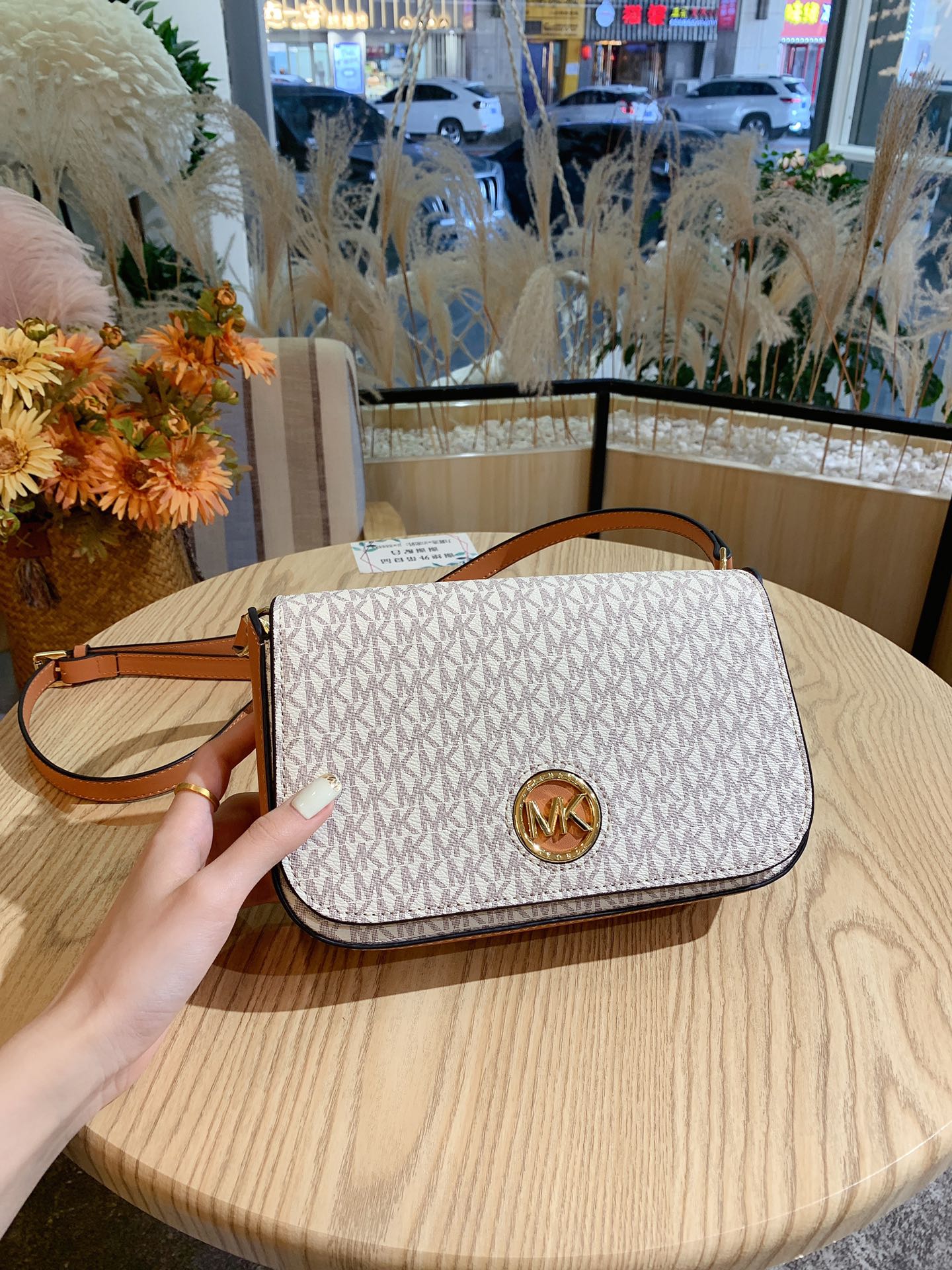 MK-BAG668