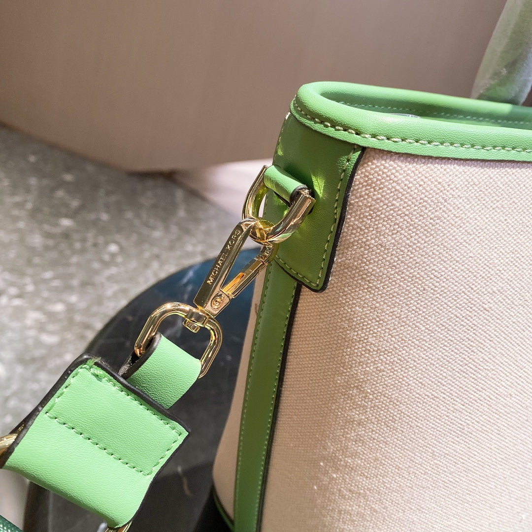 MK-BAG657