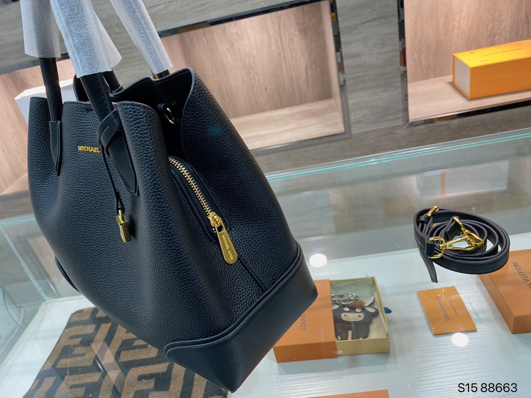 MK-BAG647