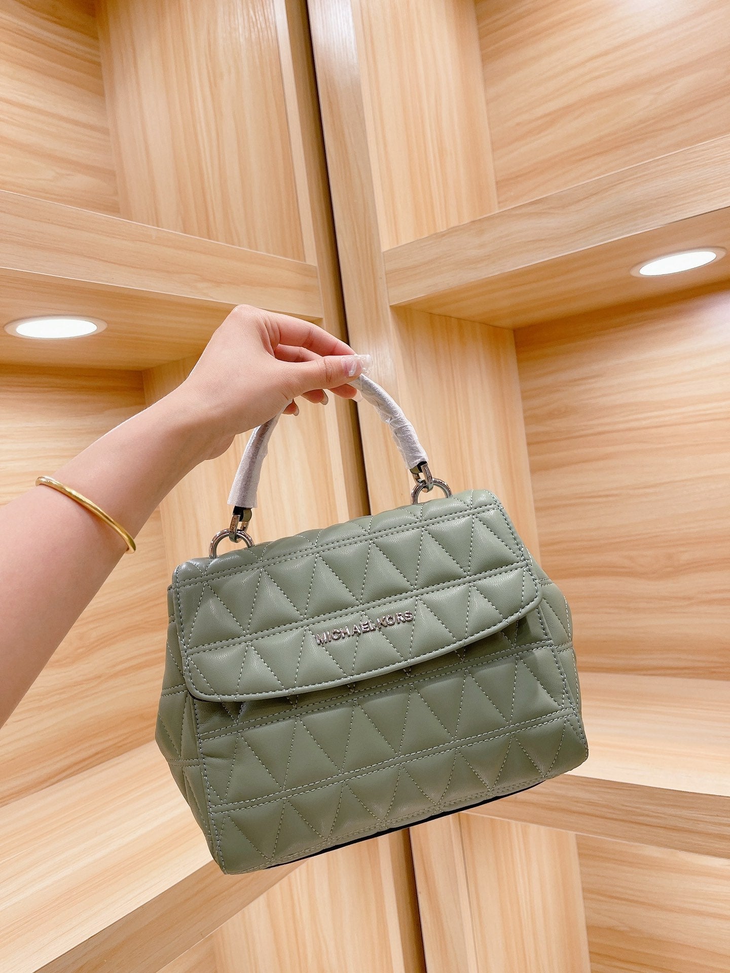 MK-BAG646