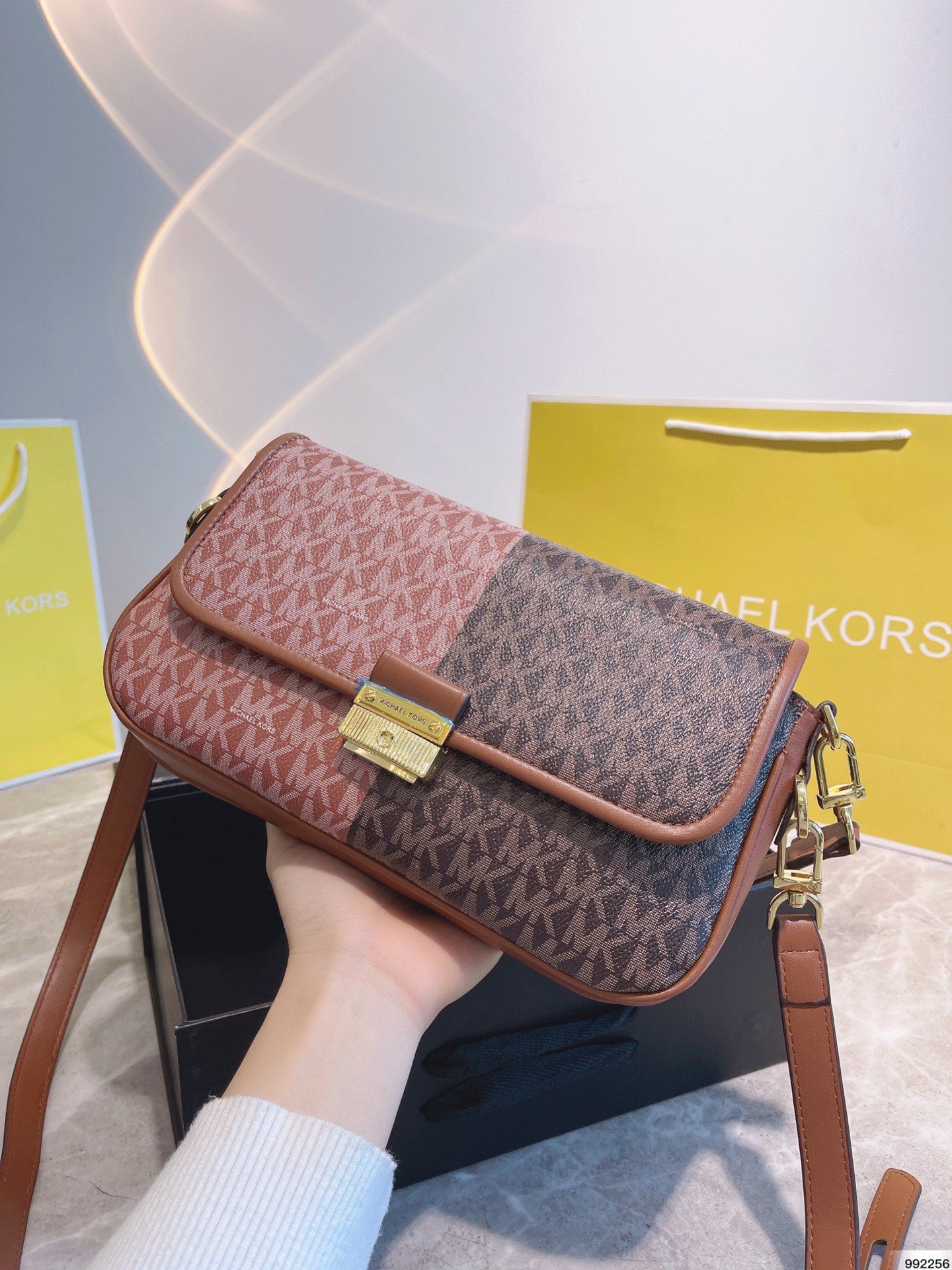 MK-BAG630