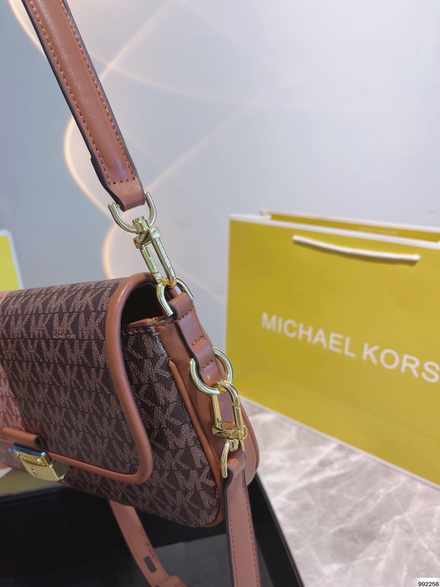 MK-BAG630