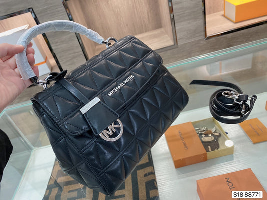MK-BAG626