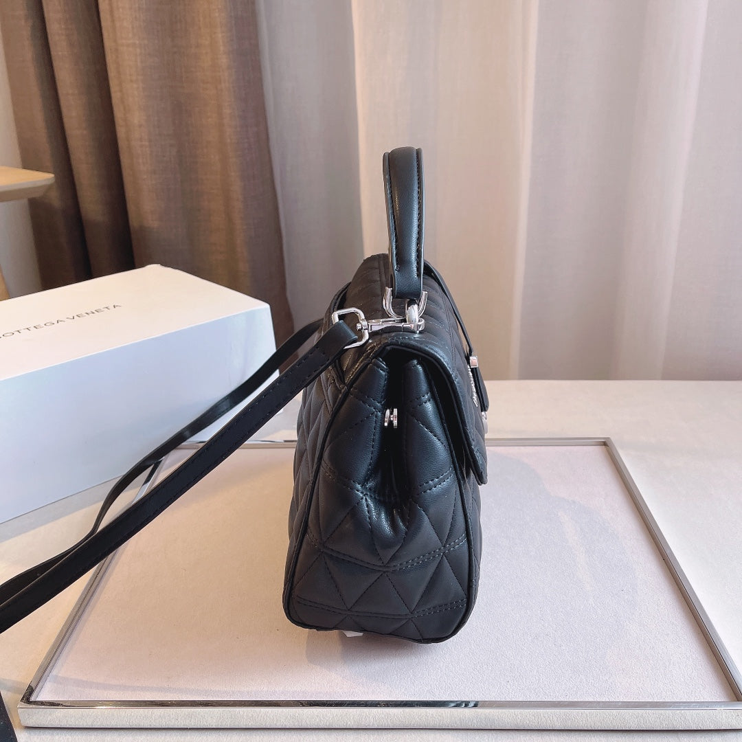 MK-BAG617