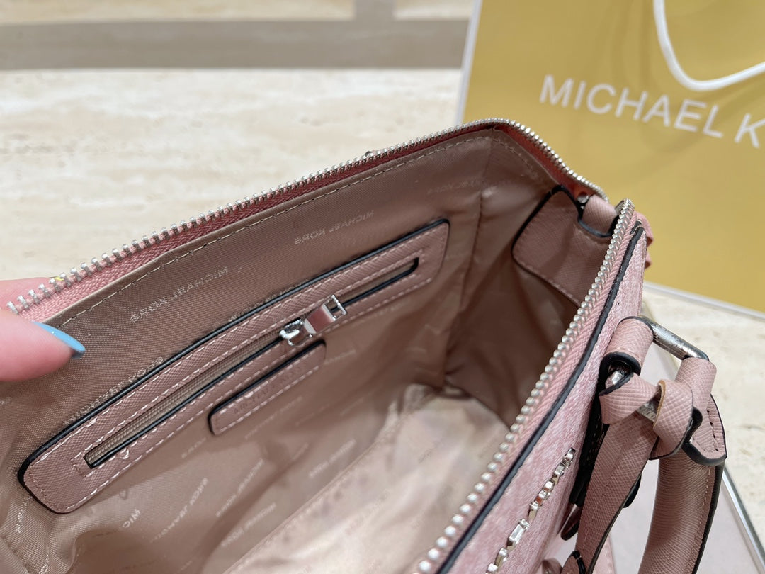 MK-BAG606