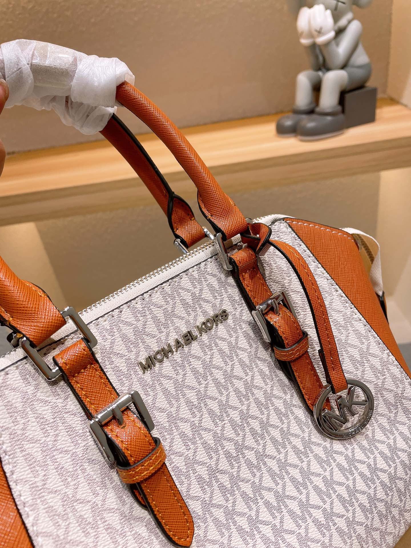 MK-BAG599